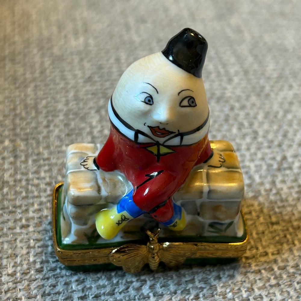 Hand-Painted Limoge Humpty Dumpty Porcelain Trinket Box (Retired)